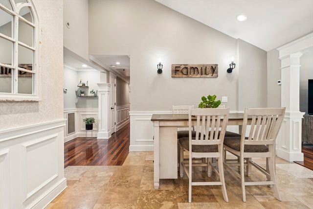 6 Suntaug Street, Lynnfield, MA 01940
