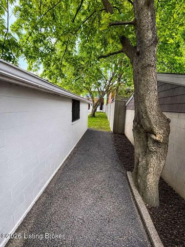 1250 S Brook St, Louisville, KY 40203