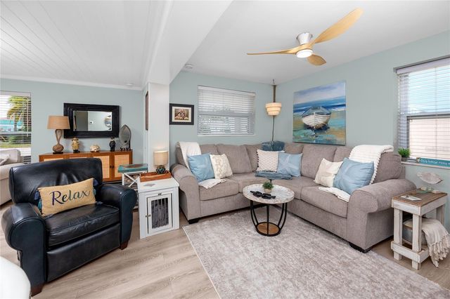 136 143RD AVENUE E, Madeira Beach, FL 33708