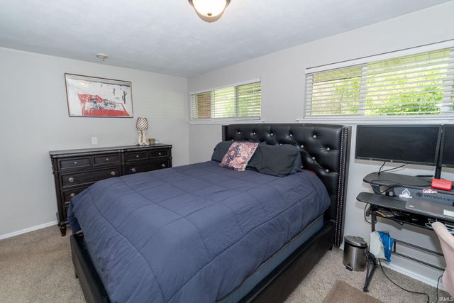 51795 Juniper Road, South Bend, IN 46637