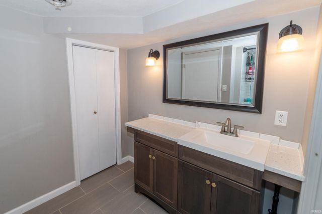 51795 Juniper Road, South Bend, IN 46637