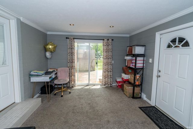 51795 Juniper Road, South Bend, IN 46637