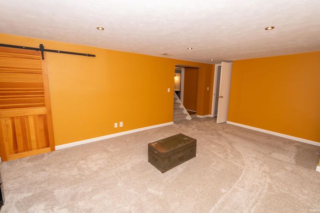 51795 Juniper Road, South Bend, IN 46637