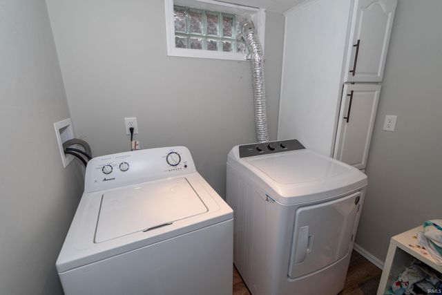 51795 Juniper Road, South Bend, IN 46637