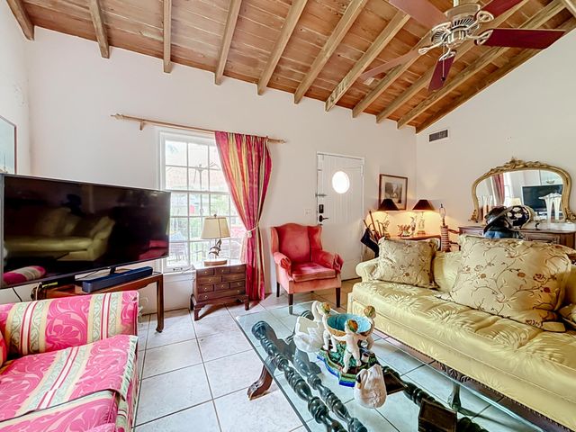 427 37TH Street, West Palm Beach, FL 33407