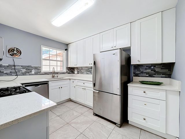 427 37TH Street, West Palm Beach, FL 33407