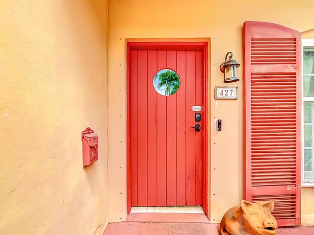 427 37TH Street, West Palm Beach, FL 33407