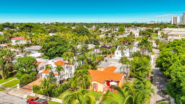 427 37TH Street, West Palm Beach, FL 33407