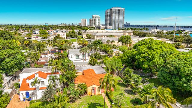 427 37TH Street, West Palm Beach, FL 33407
