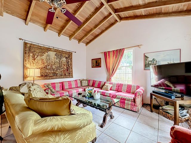 427 37TH Street, West Palm Beach, FL 33407