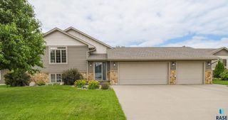 1617 S Mary Beth Ave, Sioux Falls, SD 57106