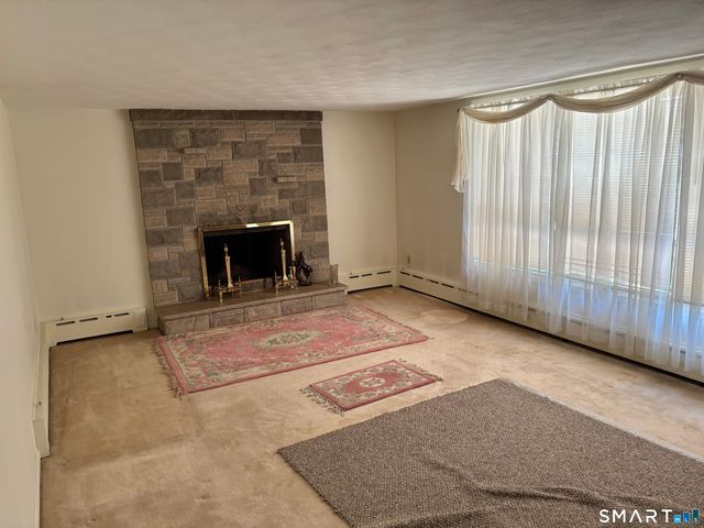 101 Thorpe Avenue, Wallingford, CT 06492