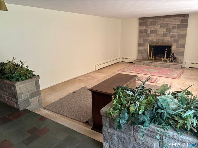 101 Thorpe Avenue, Wallingford, CT 06492