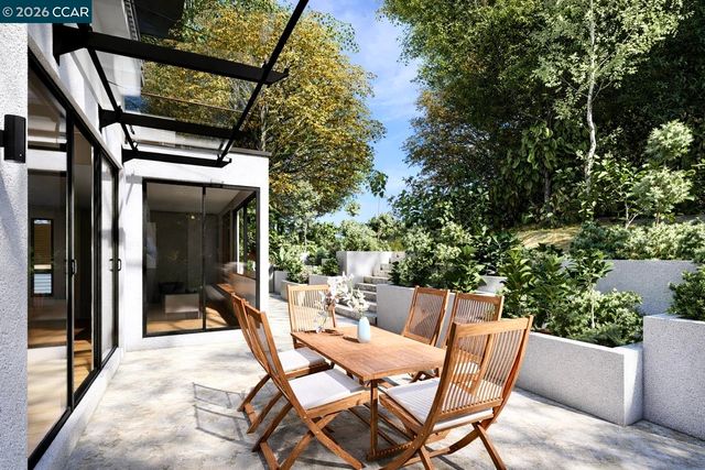 6030 Girvin Dr, Oakland, CA 94611