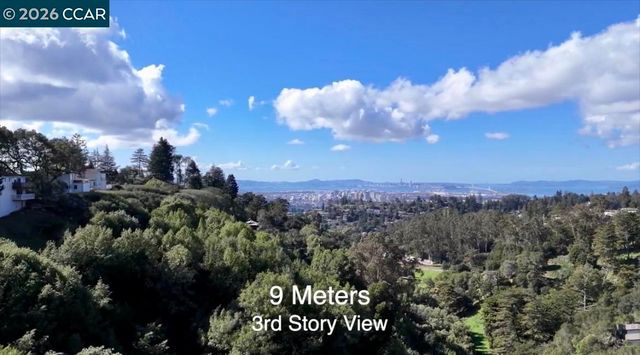 6030 Girvin Dr, Oakland, CA 94611