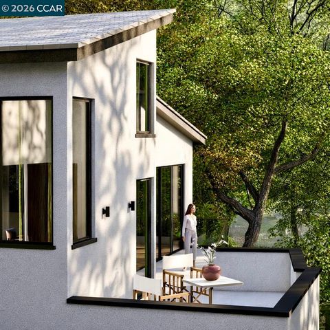 6030 Girvin Dr, Oakland, CA 94611