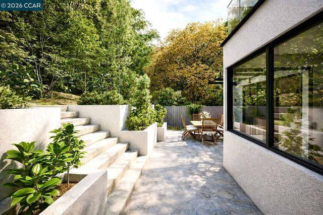 6030 Girvin Dr, Oakland, CA 94611