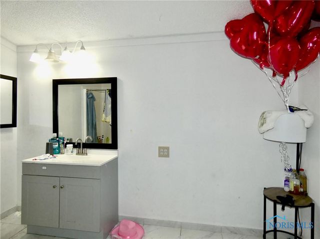 16099 Us Highway 20, Wauseon, OH 43567