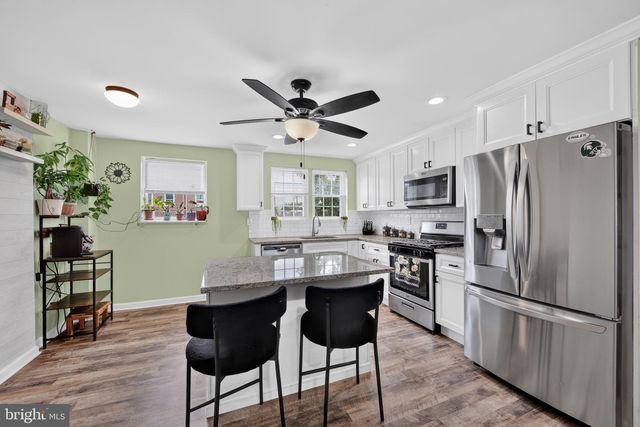 64 W BERKLEY AVE, Clifton Heights, PA 19018