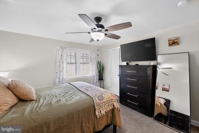 64 W BERKLEY AVE, Clifton Heights, PA 19018