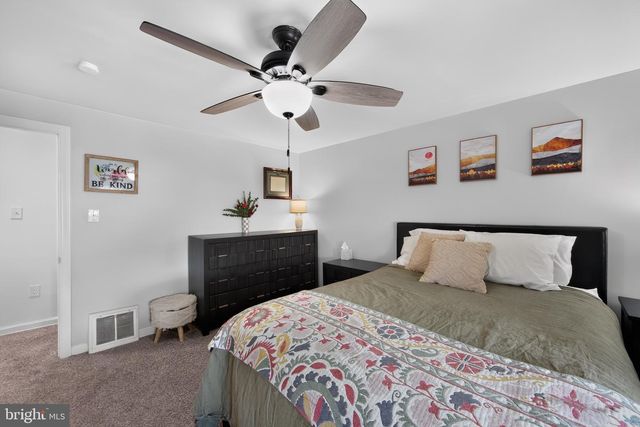 64 W BERKLEY AVE, Clifton Heights, PA 19018