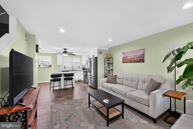 64 W BERKLEY AVE, Clifton Heights, PA 19018