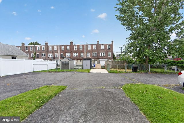 64 W BERKLEY AVE, Clifton Heights, PA 19018