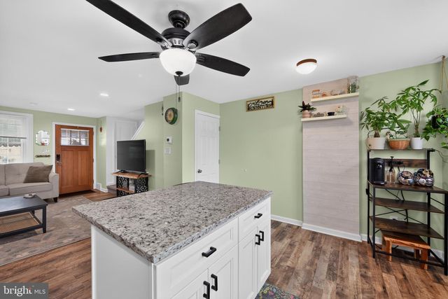 64 W BERKLEY AVE, Clifton Heights, PA 19018
