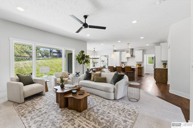 7725 N 166th Street, Bennington, NE 68007