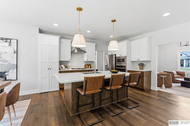 7725 N 166th Street, Bennington, NE 68007