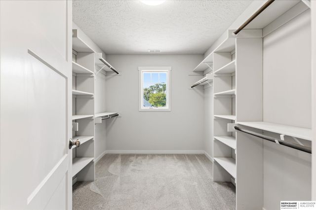 7725 N 166th Street, Bennington, NE 68007