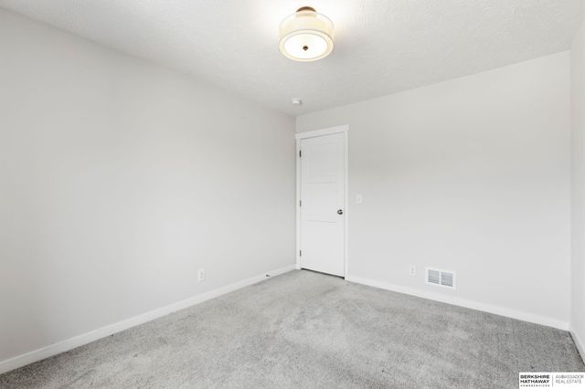 7725 N 166th Street, Bennington, NE 68007