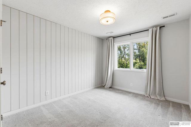 7725 N 166th Street, Bennington, NE 68007