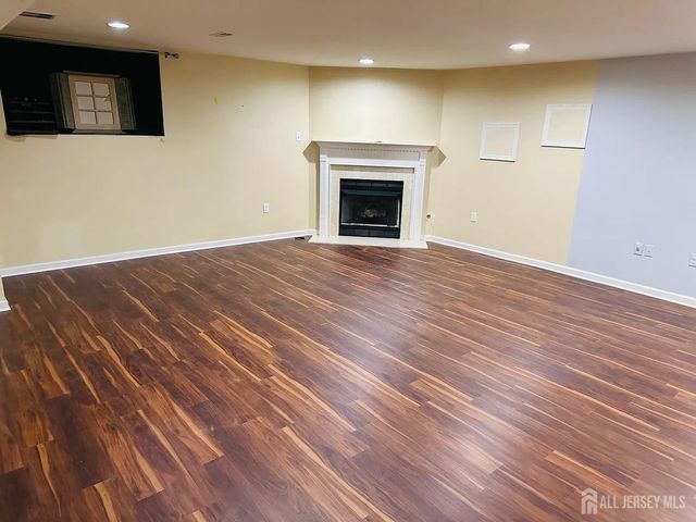 18 Linda Court, Old Bridge, NJ 08879