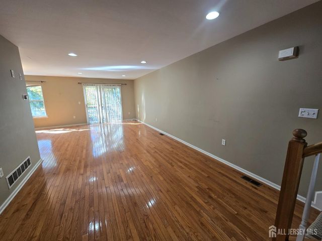 18 Linda Court, Old Bridge, NJ 08879
