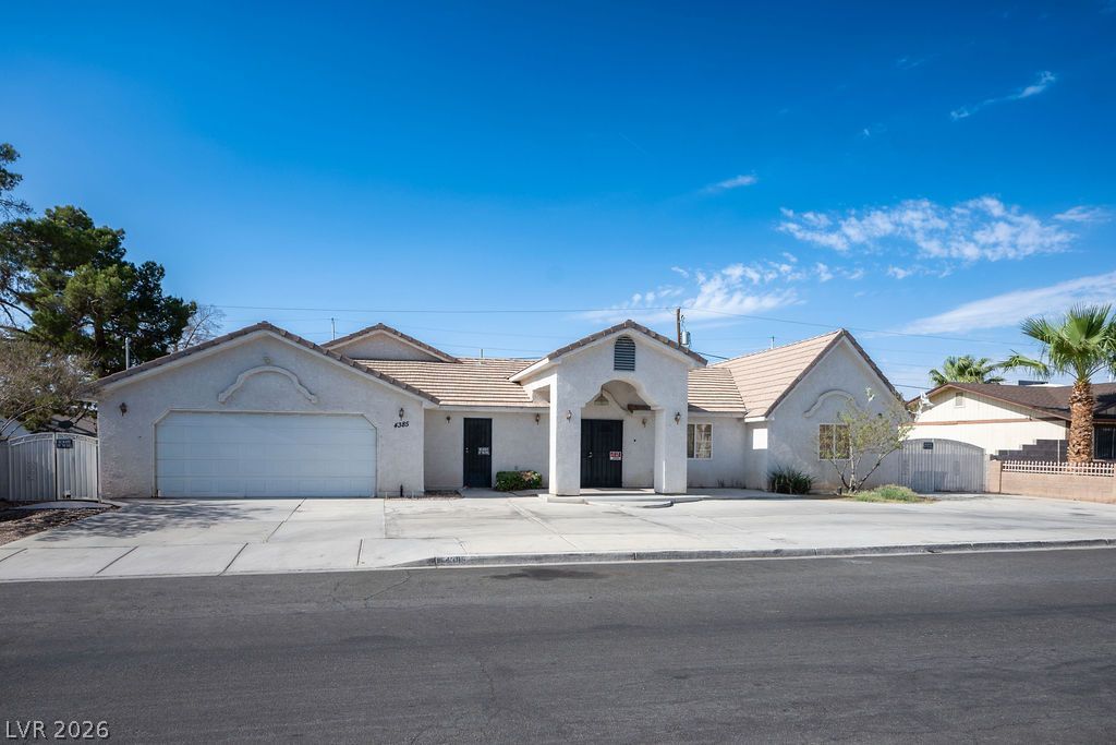 4385 Welter Avenue, Las Vegas, NV 89104