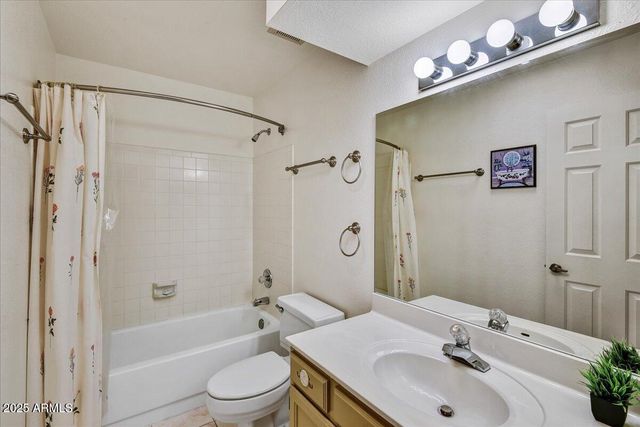 9404 W MORROW Drive, Peoria, AZ 85382