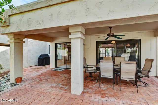 9404 W MORROW Drive, Peoria, AZ 85382