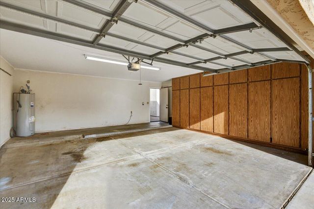 9404 W MORROW Drive, Peoria, AZ 85382