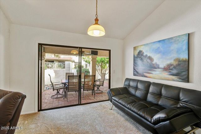 9404 W MORROW Drive, Peoria, AZ 85382