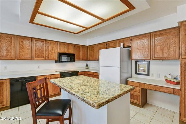 9404 W MORROW Drive, Peoria, AZ 85382