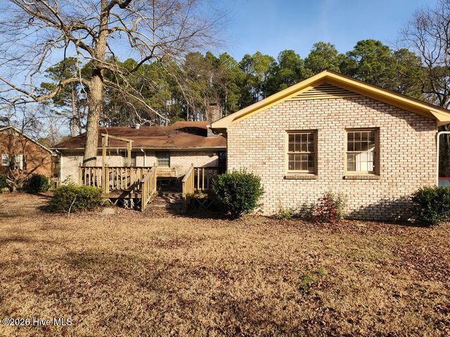 2900 Carey Road, Kinston, NC 28504