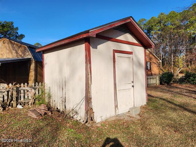 2900 Carey Road, Kinston, NC 28504