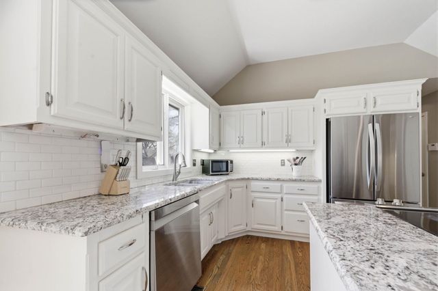 1319 N Tallyrand St, Wichita, KS 67206