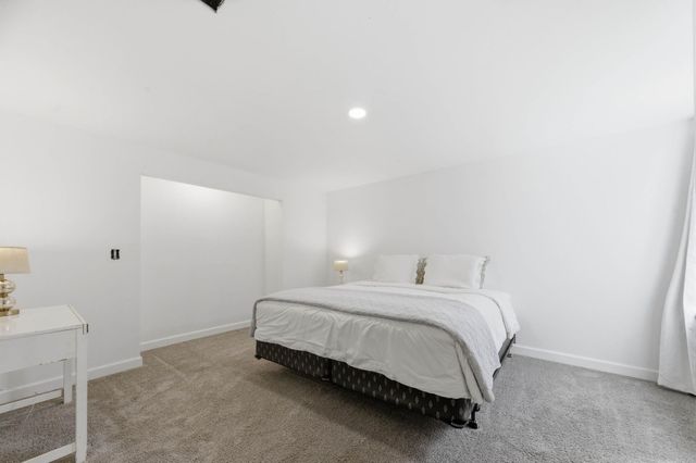 1319 N Tallyrand St, Wichita, KS 67206