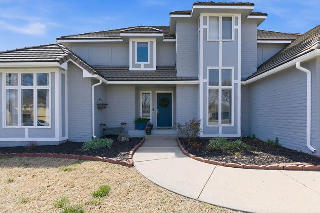 1319 N Tallyrand St, Wichita, KS 67206