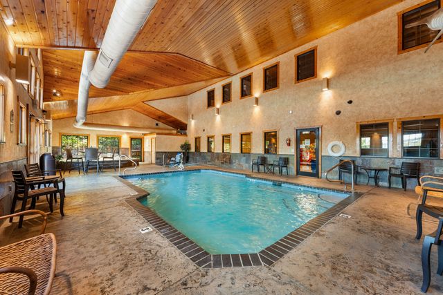 100 Village Trail 3, Branson, MO 65616