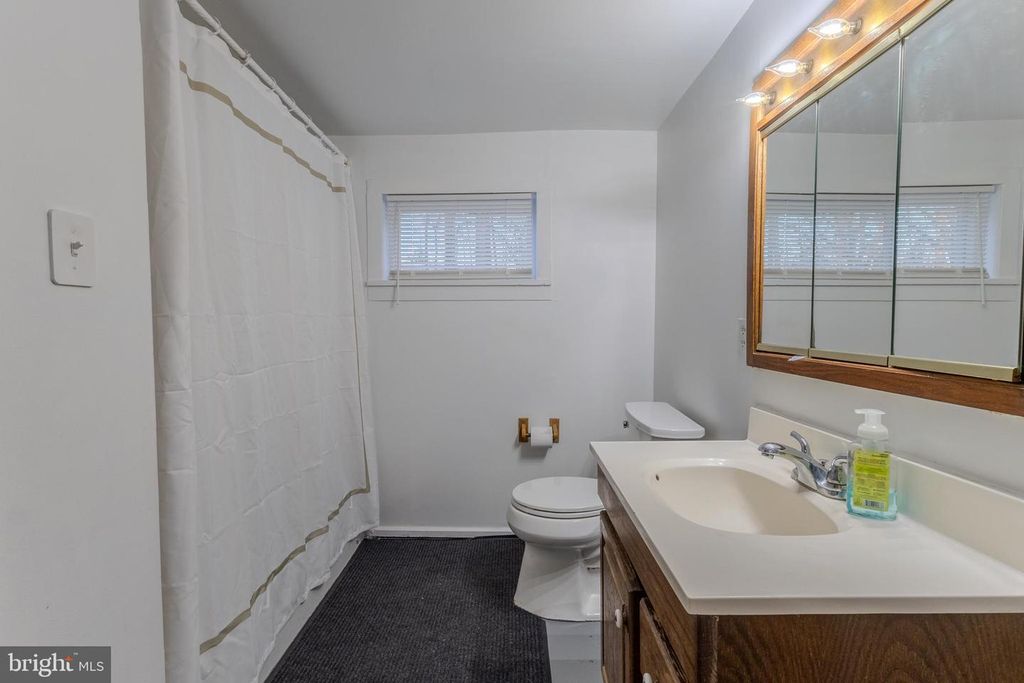 Image 16 of property listing at 1168 MARLBORO RD, Lothian, MD 20711