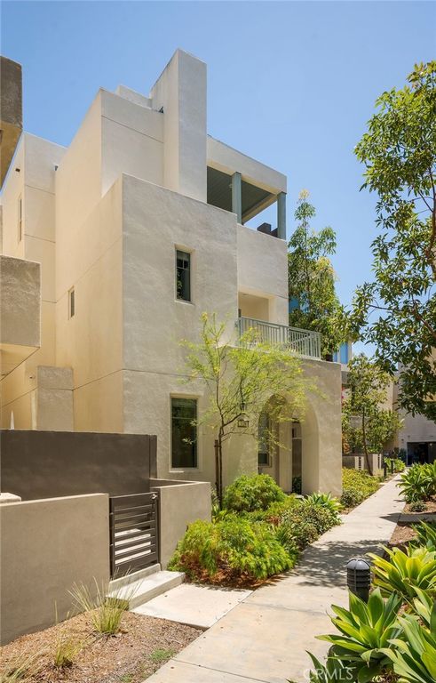 128 Catalyst, Irvine, CA 92618 — photo 2