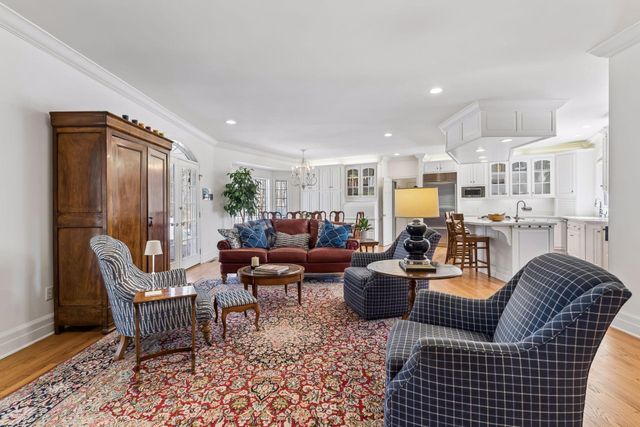 3050 Jamestown Road, Long Lake, MN 55356